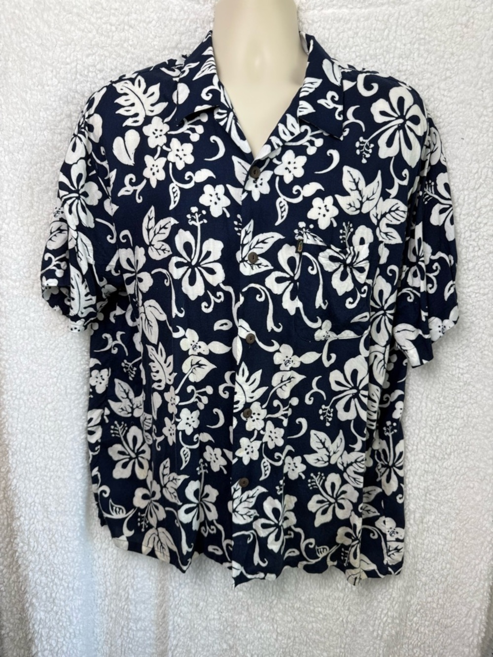 VTG Pineapple Connection Aloha Button-Up Shirt Navy w/Hibiscus Pattern XXL